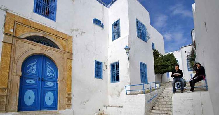 Velbesøgt. Bjergbyen Sidi Bou Said tiltrak engang nogle af verdens største kunstnere og i dag tuneserne selv. 