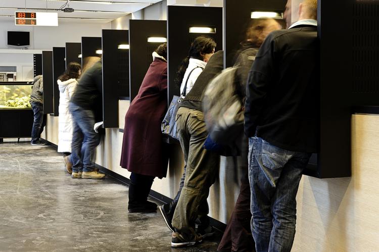 Ventetid. På grund af sommerens pres arbejder Udlændingestyrelsens Borgerservice nu på konkrete tiltag for at forbedre ventetidssituationen. 