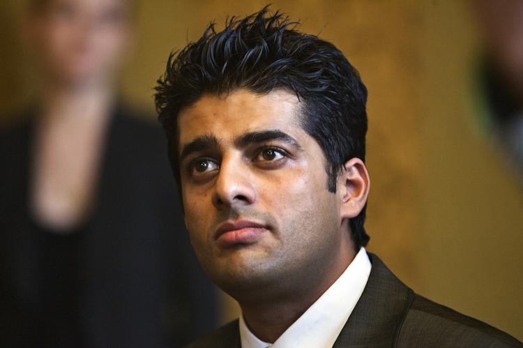 Kritik. Ikram Sarwar fra Københavns Borgerrepræsentation er en af lokale S-folk, som vil have ændret dagpenge-reglerne. 