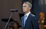Presset. Rapporten om angebet i Norge kritiserer de ansvarlige politikere. Jens Stoltenberg bør tage konsekvensen af kritikken, skriver Verdens Gang. 
