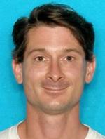 Skudt. Politiet identificerer 35-årige Thomas Caffall som gerningsmanden ved et skyderi i College Station, Texas i går. Han døde efter at være blevet skudt af politiet. 
