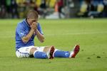 Ærgrelse. Marco Veratti ærgrer sig over at det ikke lykkedes ham at score i kampen mod England, som endte med italiensk nederlag på 1-2. 