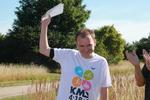 SÅDAN. Jesper Leedgaard er Parkrun-løber 10.000 - i lørdags kl. 9. Bemærk finishertrøjen som er fra motionstriatlon på Amager Strand aftenen før. 