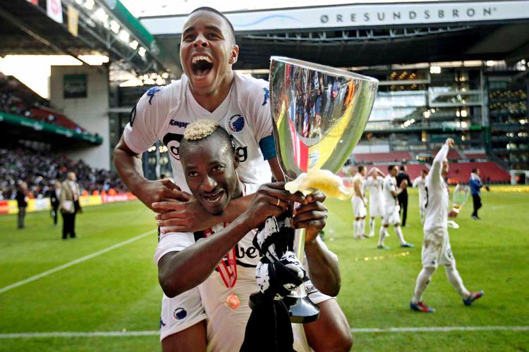 mentalt. Mathias 'Zanka' Jørgensen (øverst) jubler over den sidste triumf, han nåede med FC København, pokalsejren, inden han drog mod Holland. 