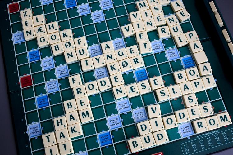 TURNERING. En deltager i USA-mesterskaberne i Scrabble blev taget i at snyde med brikkerne. 