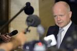 UDLEVERING. Ecuador afviste i dag at udlevere Julian Assange. Den britiske udenrigsminister afviser til gengæld at Assange kommer til Ecuador. 