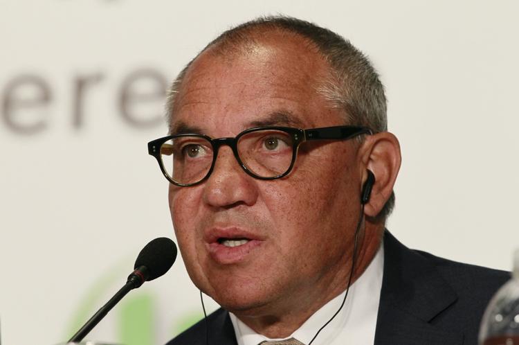 transferproblemer. Wolfsburgs cheftræner Felix Magath har indstillet sig på, at Simon Kjær bliver i klubben. 