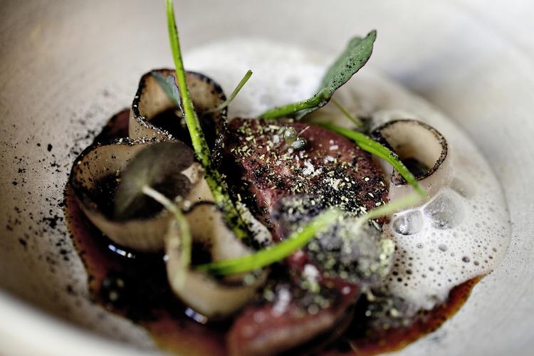 Anmelderdarling. Restauranten Kadeau får nu et tredje skud på stammen, efter pladsen er blevet for trang på Vesterbro. 