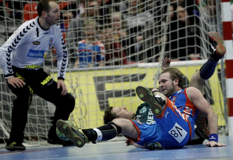 storhold. Kasper Hvidt (tv) og Joachim Boldsen (liggende) skal begge optræde på det nye storhold. 