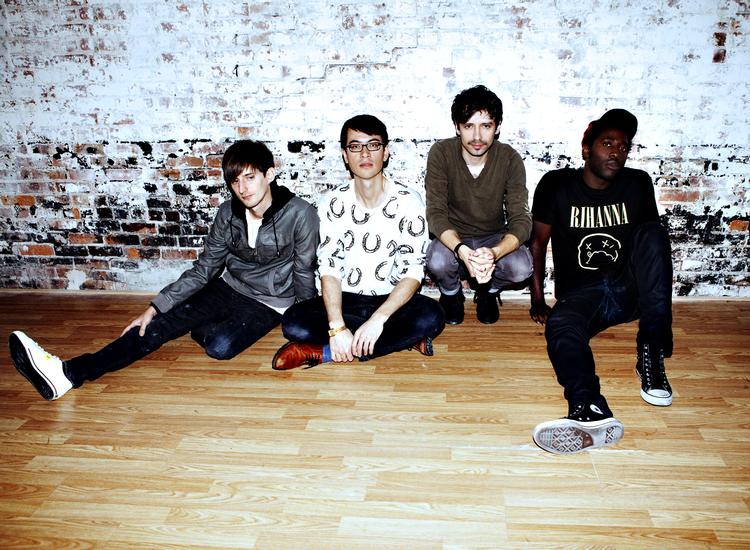 kunstlet. De fire englændere har fundet sammen igen efter fire års pause. Det er der kommet et usammenhængende og ufokuseret album ud af. 