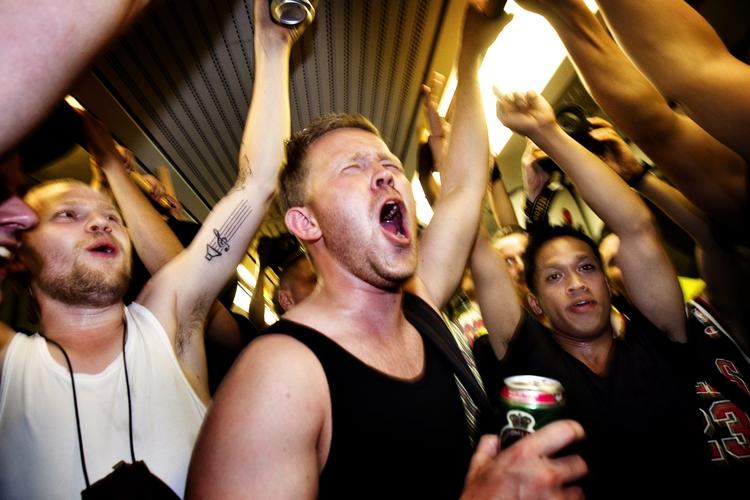 Slingrekurs. Mandag bød på en utraditional tur i metroen, hvor Strøm Festivals elektroniske kunstnere spillede op til fest. 