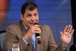 Assangesag. Ecuadors præsident Rafael Correa advarer mod konsekvenserne, hvis Storbritannien trænger ind på Ecuadors ambassade i London for at hente Julian Assange. 