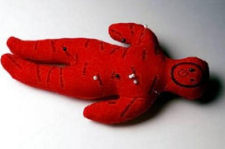 metafysisk. Onlineauktionshuset eBay har valgt at forbyde salg af overnaturlige varer. 