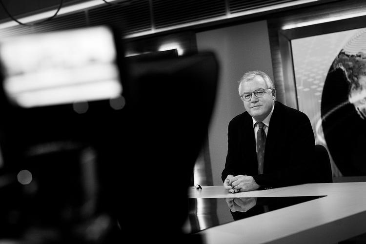 Retorik. Politisk kommentator Hans Engell mener den fælles politiske fordømmelse af urolighederne på Odense Universitetshospital skyldes frygt for optøjer. (Arkivfoto) 