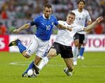 bytter. Antonio Cassano (tv) havde en stærk EM-slutrunde for Italien efter et år, hvor spilleren har været gennem svære hjerteproblemer. 