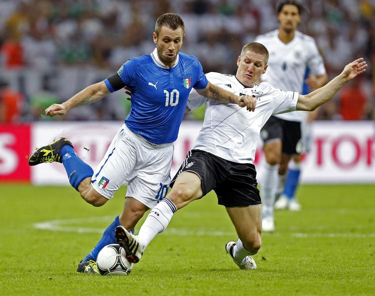 bytter. Antonio Cassano (tv) havde en stærk EM-slutrunde for Italien efter et år, hvor spilleren har været gennem svære hjerteproblemer. 