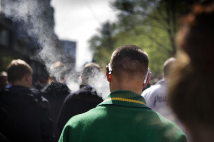 røg. Danske unge ryger markant mere end unge i lande som Portugal og Holland, hvor cannabislovgivningen er langt mere liberal. 