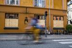 BODEGA. Cafe Viking fik mandag i sidste uge smadret ruderne. I dag havde bodegaen kaldt forskellige parter ind til fællesmøde. 