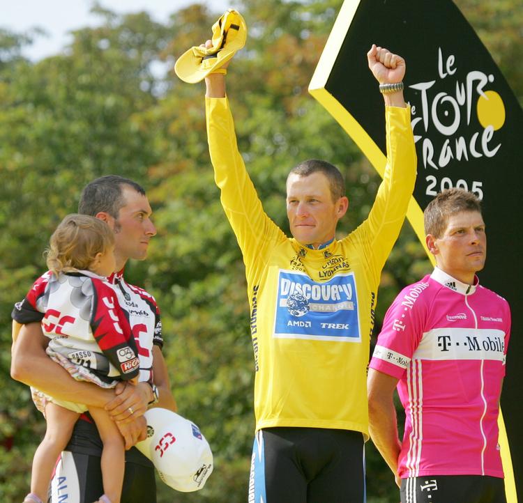Andenplads. Jan Ullrich sluttede tre gange på andenpladsen efter Lance Armstrong. 