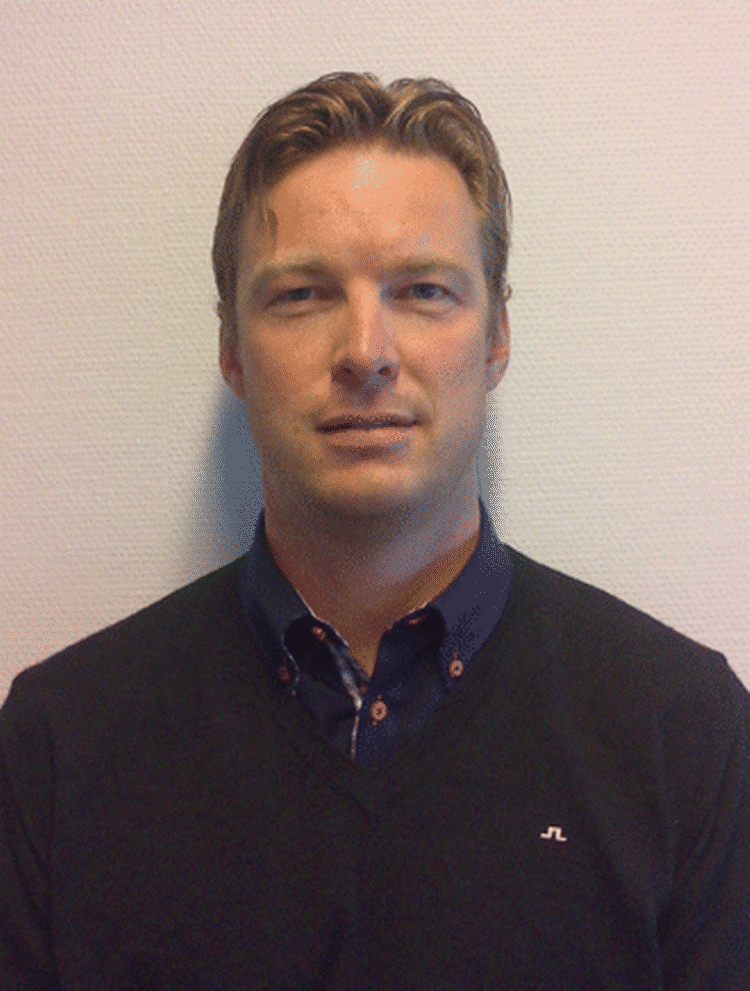 sportschef. 1. oktober tiltræder Mikkel von Seelen som sportchef i Dansk Svømmeunion. 