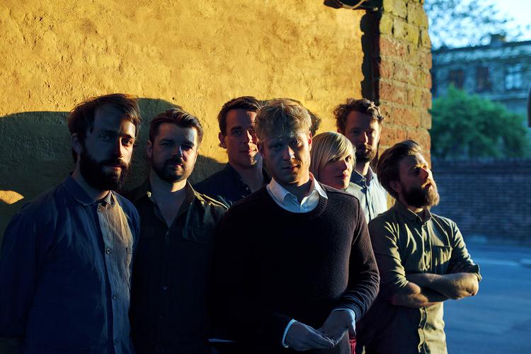 7. Det kan høres, at Cody har forandret sig - og at gruppens musikalske transformation heller ikke er slut med 'Fractures'. 