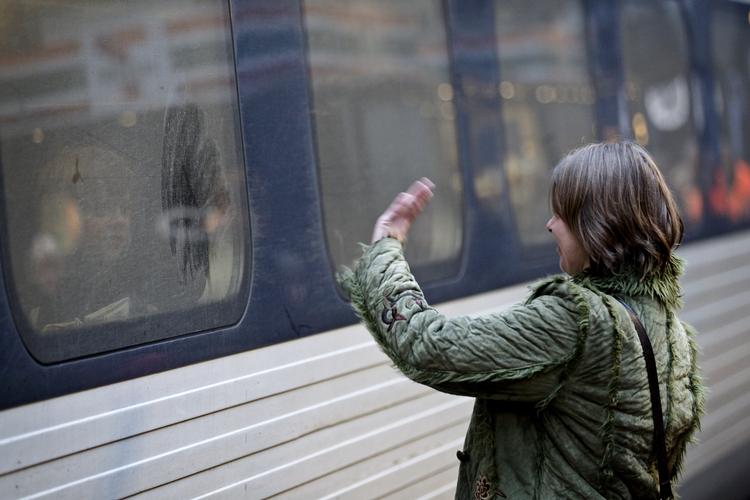 afsked. DSB kan vinke farvel til 300 millioner kroner, hvis regeringens finanslovsforslag bliver vedtaget. 
