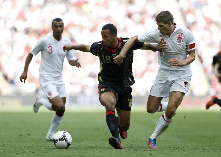 handelsiver. Belgiske Moussa Dembele (midt) er en af de spillere, som Tottenham har lagt et bud på i den sidste uge af transfervinduet. 