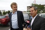 Ekstra Bladets chefredaktør Poul Madsen (t.v) og journalist Jan Kjærgaard afgav i dag forklaring i skattekommissionen om Thornings skattesag. 
