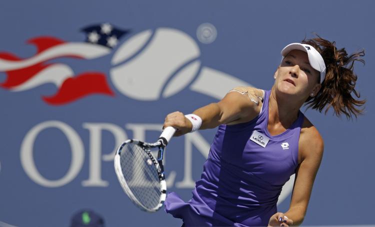 FAVORIT. Agnieszka Radwanska havde sin skulder tapet op i kampen mod Nina Bratchikova ved US Open. 