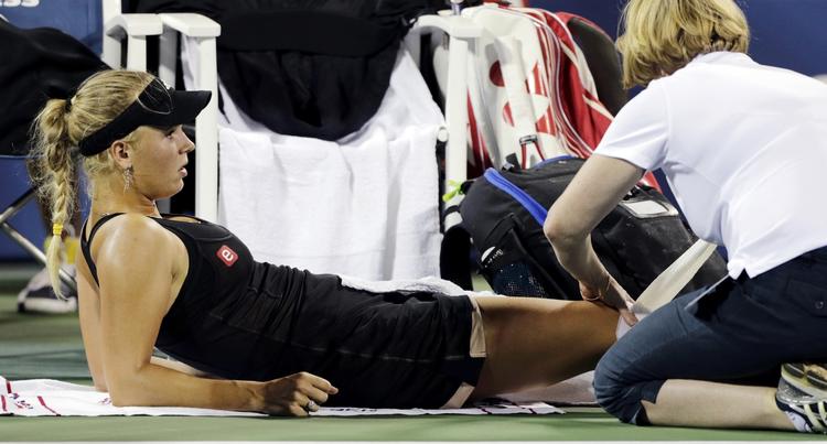 virkningsløst. Caroline Wozniacki bad om medicinsk timeout i andet sæt, men det hjalp ikke den danske spiller, der var seedet som nummer 8 i US Open. 