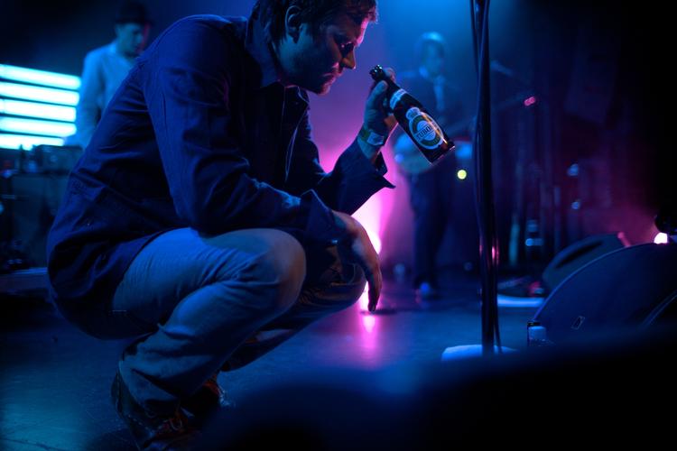 Reprise. Skanderborgs store søn, Peter Sommer, optræder med signatursangen 8-6-6-0, når dronningen lægger vejen forbi bøgeskoven. 