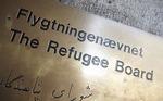 KOVENDING. Flygtningenævnet har lavet en kovending og genoptaget to afviste asylsager, som ifølge eksperter kan få principiel betydning, hvis nævnets afgørelse omstødes. 