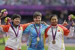 roderi. Da medaljerne allerede var overrakt til Qing Wu, Mariia Pomazan og Jiongyo Bao besluttede komitéen bag Paralympics, at ukraineren skulle beholde sin guldmedalje. 