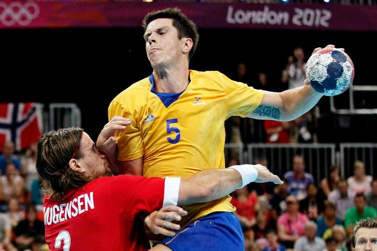 stjernespiller. Kim Andersson var med til at spille Sverige til OL-sølv i London. 