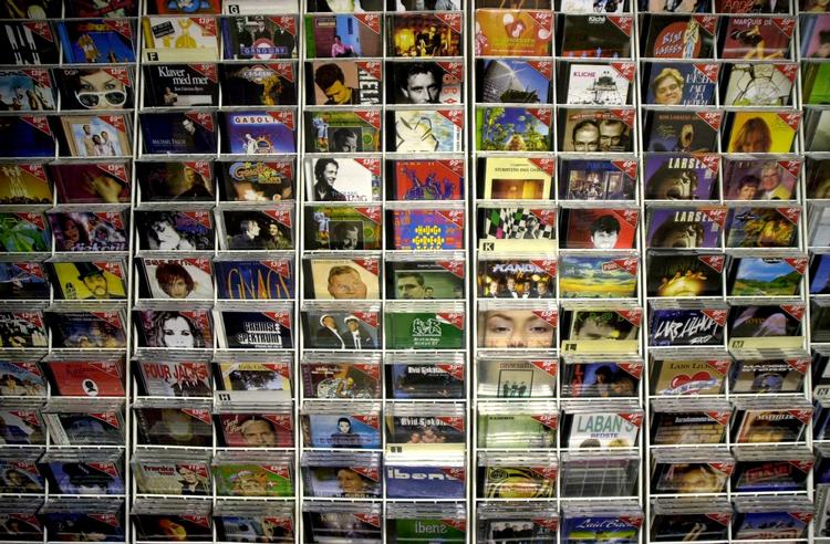 T.P. Musik er opkaldt efter ejeren Tonny Pape og har eksisteret siden 1977. Nu er firmaet gået konkurs. 
