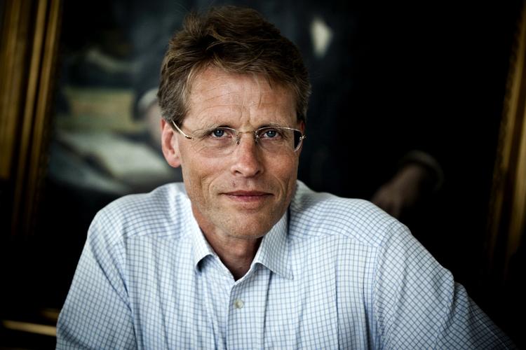 Mediemarked. For første gang nogensinde ligger alle betalte, danske dagblade under 100.000 i oplag. På billedet er det Politikens chefredaktør Bo Lidegaard. 
