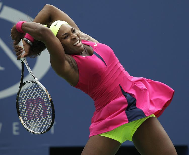 Storform. Rivalerne skal spille op til deres ypperste, hvis de skal stoppe Serena Williams jagt på US Open-trofæet. 