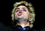 SYG. 40-årige Billie Joe Armstrong synger, skriver sangene og er lead-guitarist i Green Day. Tirsdag eftermiddag er der umiddelbart ingen opdateringer om, hvordan det går med den sygdom, Armstrong blev ramt af i weekenden. 