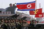 REFORMER. Nordkorea forsøger sig - overraskende - med vestligt inspirerede reformer i et forsøg på at få gang i landets fastfrosne økonomi, der betyder sult og fattigdom for nordkoreanerne. 