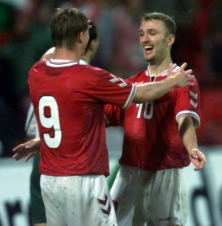 genganger. I 2001 scorede Jon Dahl Tomasson sejrsmålet, og Dennis Rommedahl spillede sin 9. landskamp, da Danmark slog Tjekkiet 2-1. 