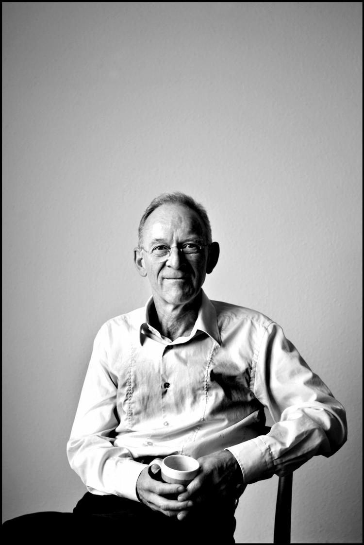 Poesi. Henrik Nordbrandt har siden 1960'erne markeret sig som en af Danmarks mest betydningsfulde digtere. 