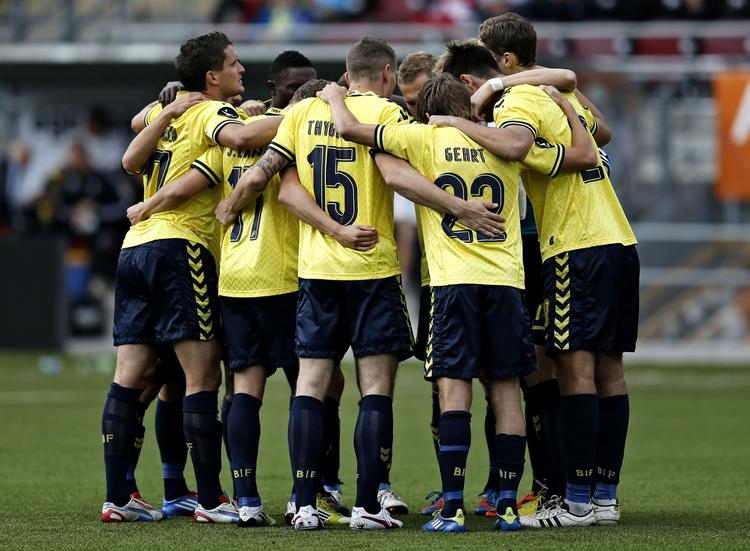 tænkeboks. Spillernes krav om feriepengebetaling kan ende med at vælte Brøndby IF's økonomi. 