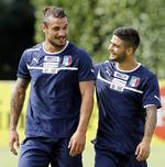 Nye. Lorenzo Insigne (t.h.) kan få debut for Italien i Sofia fredag aften. Makkeren Pablo Osvaldo har spillet to landskampe. 
