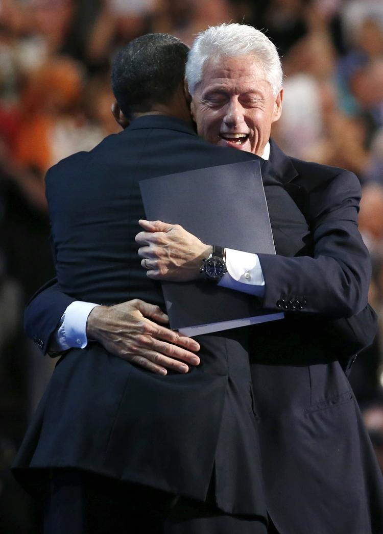 krammer. Bill Clinton havde salen i sin hule hånd, da han talte for genvælgelsen af Barack Obama som USA's præsident på demokraternes konvent i nat dansk tid. 