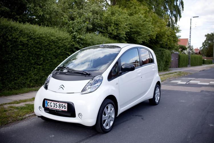 nødopkald. Citroëns elbil C-Zero er en af de modeller, der er forberedt til det nye automatiske nødkaldssystem. 