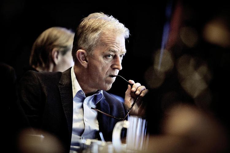 FÆRDIG. Villy Søvndal trækker sig som formand for SF. Til gengæld bliver han som udenrigsminister. 