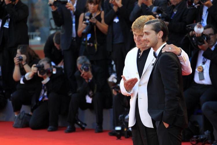 Generationskløft. Instruktør Robert Redford og skuespiller Shia LaBeouf til premieren på 'The Company You Keep'. 