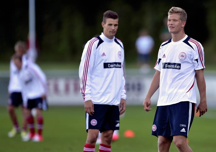 KNÆGTENE. Hverken Nicklas Helenius (tv.) eller Andreas Cornelius (th.) er med fra start, men de har bidraget med meget positivt. 