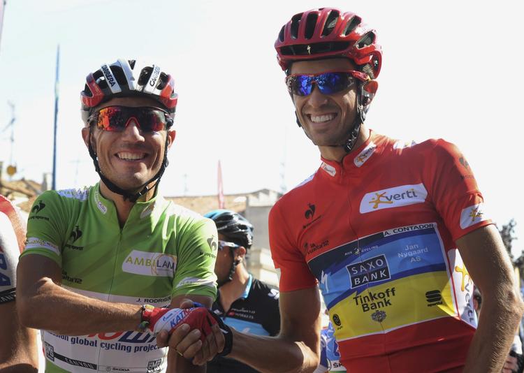 afgjort. Trods angreb fra Joaquin Rodriguez (tv.) bevarede Alberto Contador den røde førertrøje i Vuelta, hvor tre spaniere har skilt sig markant ud i toppen. 