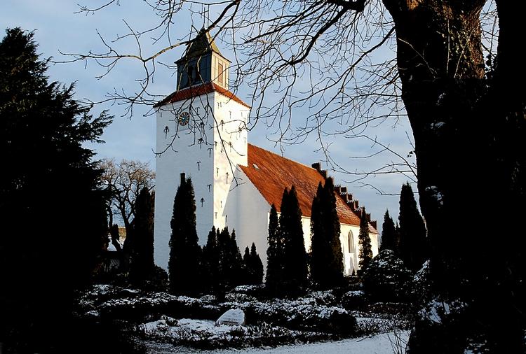 Trending. Antallet af gange, ordet 'folkekirke' optræder i danske medier, er steget markant siden 2010. 